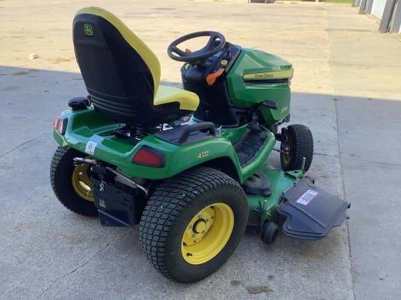 Image of John Deere X584 equipment image 4