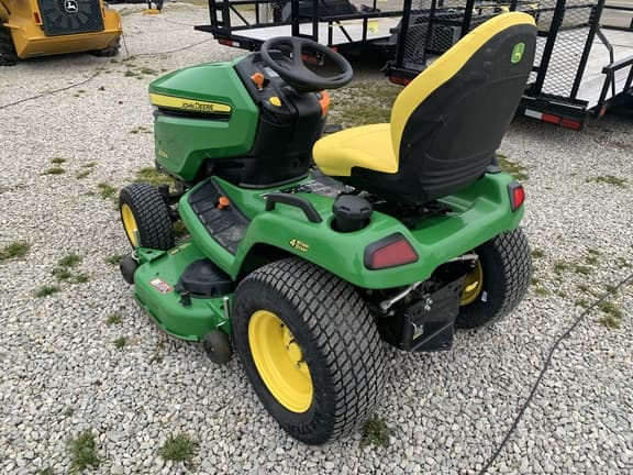Image of John Deere X584 equipment image 4