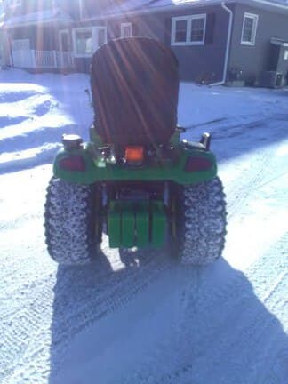 Image of John Deere X590 equipment image 3