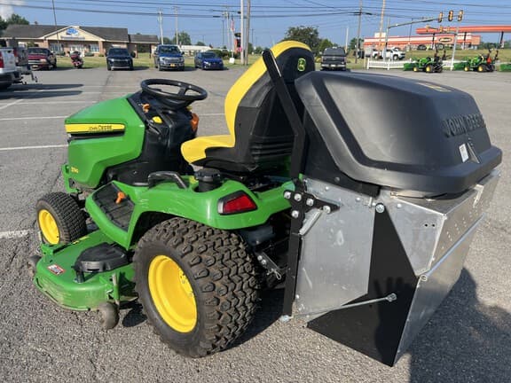 Image of John Deere X590 equipment image 1