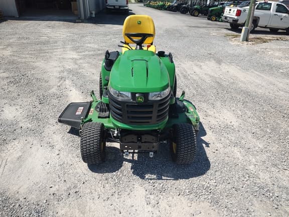 Image of John Deere X730 equipment image 1
