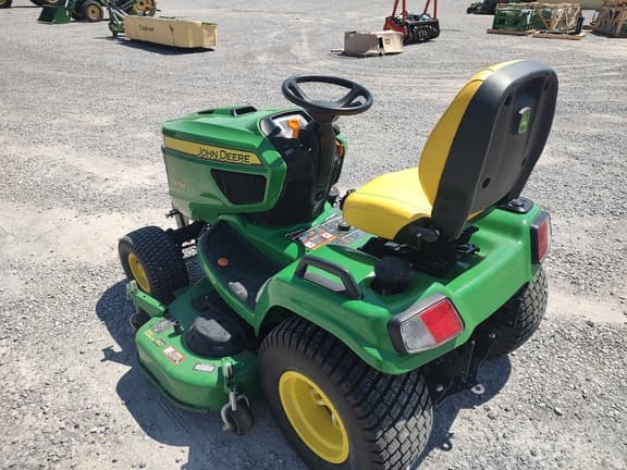 Image of John Deere X730 equipment image 4