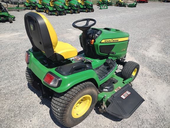 Image of John Deere X730 equipment image 3
