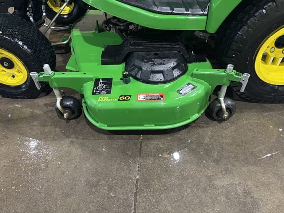 Image of John Deere X730 equipment image 2