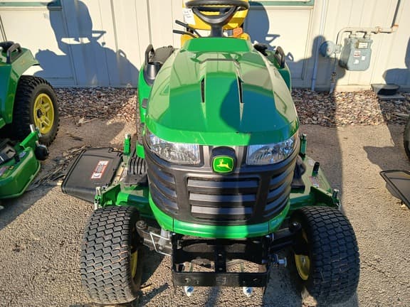Image of John Deere X730 equipment image 1
