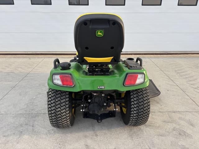 Image of John Deere X734 equipment image 3