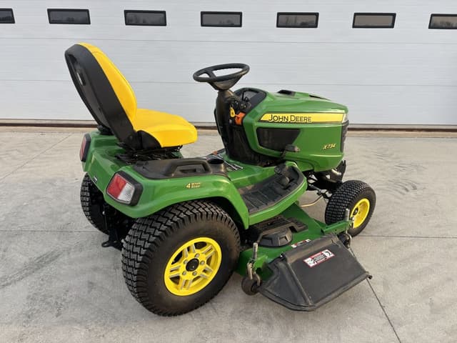 Image of John Deere X734 equipment image 4