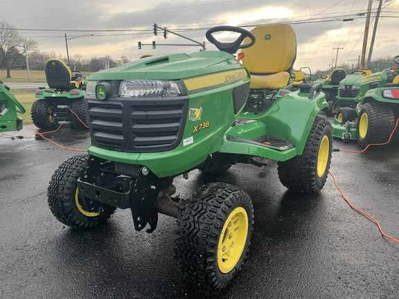 Image of John Deere X738 equipment image 2