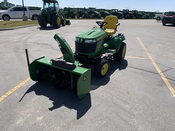 Image of John Deere X739 Primary image