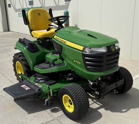 Image of John Deere X750 Primary image