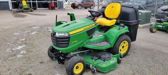 Image of John Deere X754 Primary image