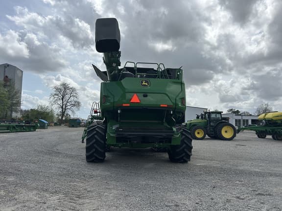 Image of John Deere X9 1000 equipment image 3