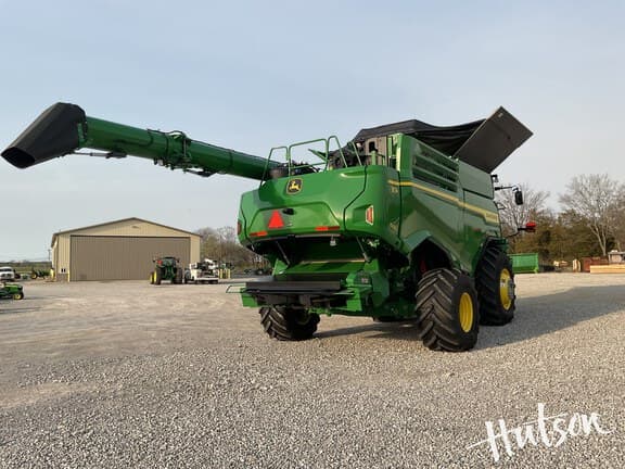 Image of John Deere X9 1000 equipment image 3