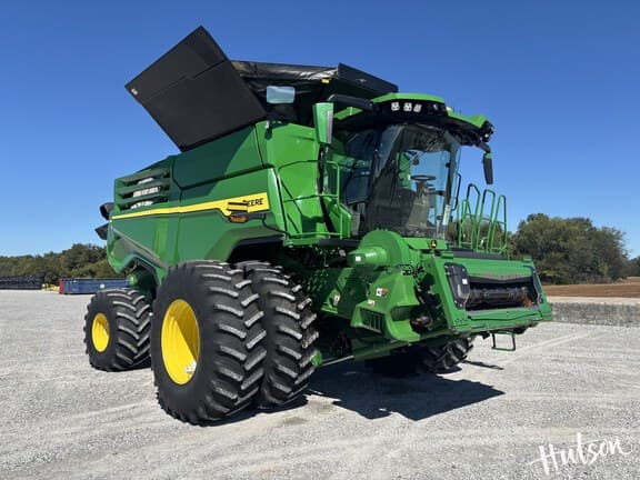 Image of John Deere X9 1100 Primary image