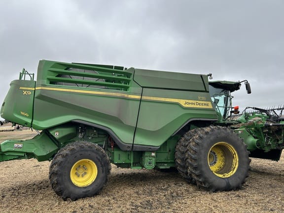 2024 John Deere X9 1100 Equipment Image0