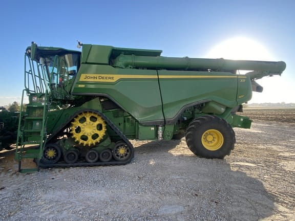 2024 John Deere X9 1100 Equipment Image0