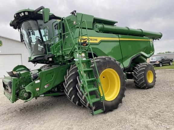 Image of John Deere X9 1100 Primary image
