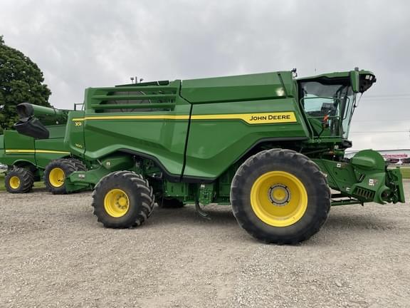 Image of John Deere X9 1100 equipment image 4