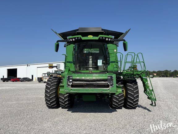 Image of John Deere X9 1100 equipment image 3