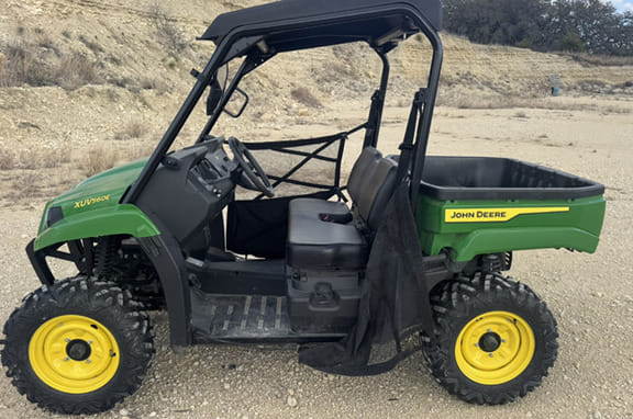 2024 John Deere XUV 560E Equipment Image0
