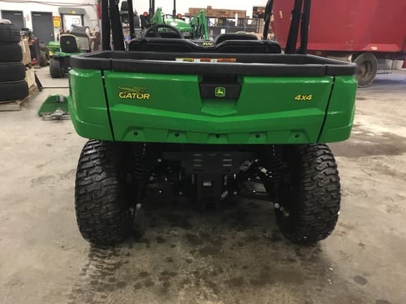 Image of John Deere XUV 560E equipment image 4