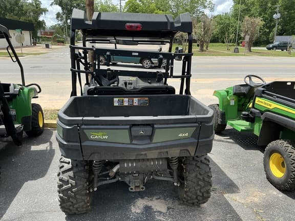 Image of John Deere XUV 590M equipment image 3