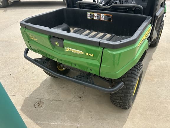 Image of John Deere XUV 590M equipment image 3