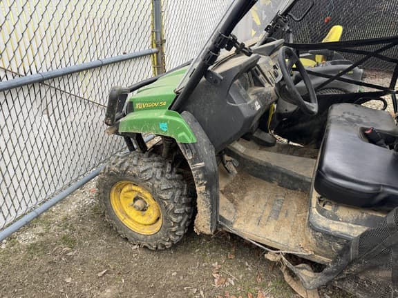 Image of John Deere XUV 590M S4 equipment image 2