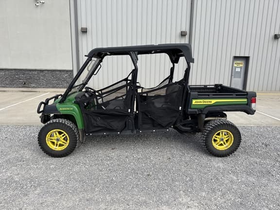 Image of John Deere XUV 825M Primary image