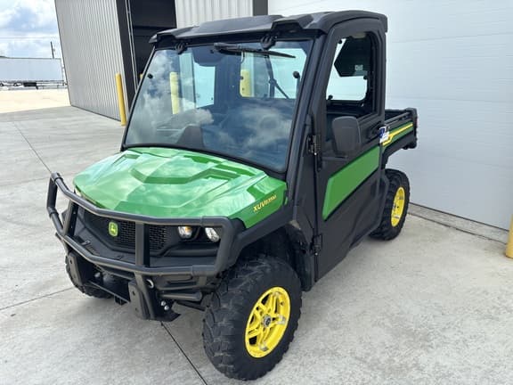 Image of John Deere XUV 835M Primary image