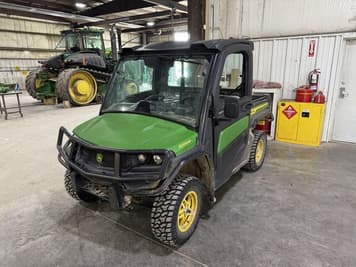 Main image John Deere XUV 835M