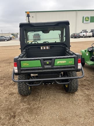 Image of John Deere XUV 835M equipment image 3