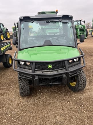 Image of John Deere XUV 835M equipment image 2