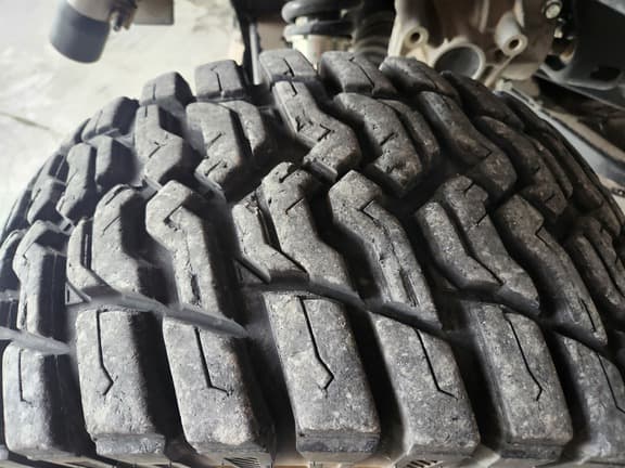 Image of John Deere XUV 835M equipment image 4