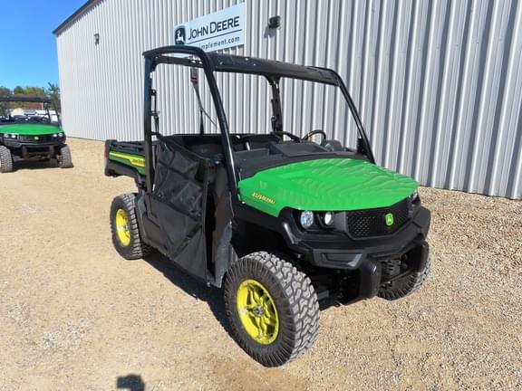Image of John Deere XUV 835M equipment image 2