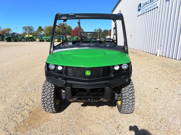 Image of John Deere XUV 835M equipment image 3