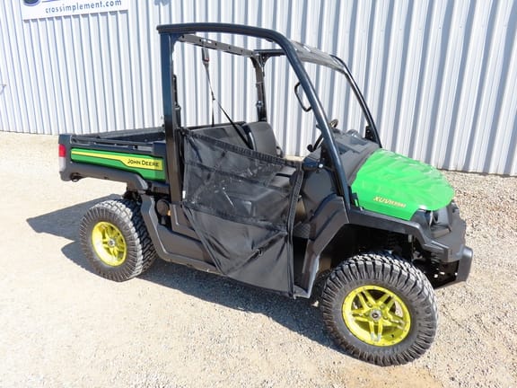 2024 John Deere XUV 835M Equipment Image0