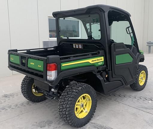 Image of John Deere XUV 835M equipment image 2