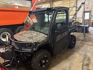 Image of John Deere XUV 835M equipment image 4