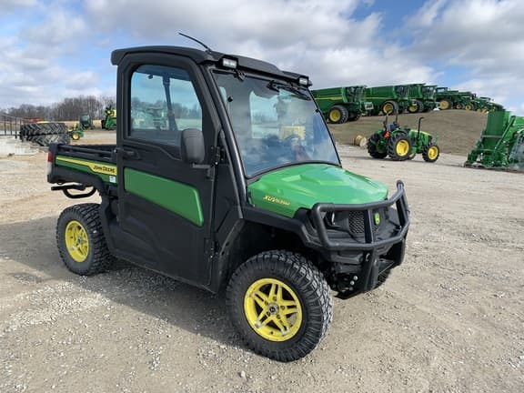 Image of John Deere XUV 835M Primary image