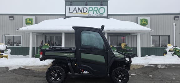 Image of John Deere XUV 835M Primary image