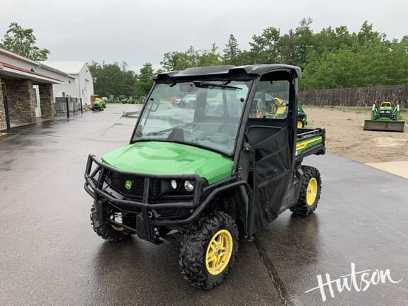 Image of John Deere XUV 835M equipment image 2