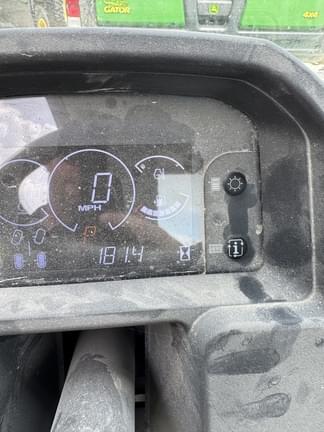 Image of John Deere XUV 835M equipment image 3