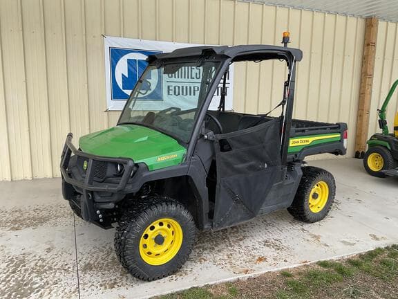 Image of John Deere XUV 835M Primary image
