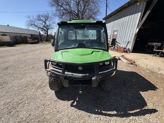 Image of John Deere XUV 835R equipment image 1