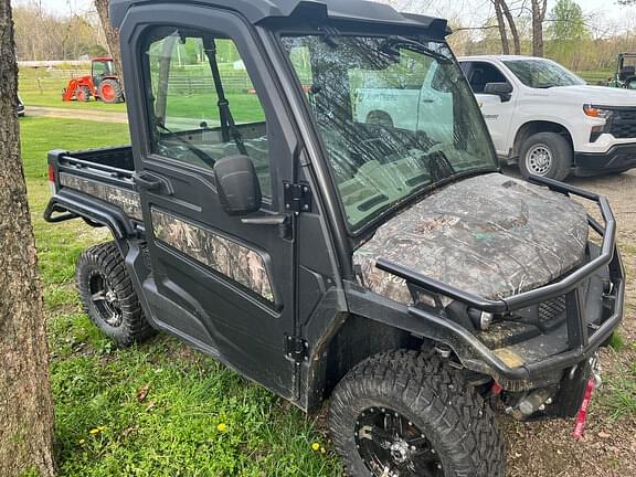 Image of John Deere XUV 835R equipment image 2