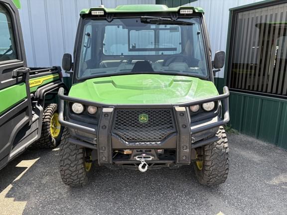 Image of John Deere XUV 835R equipment image 2