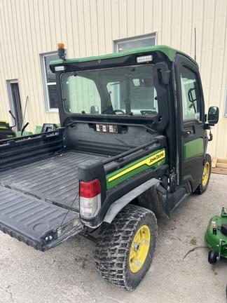 Image of John Deere XUV 835R equipment image 3