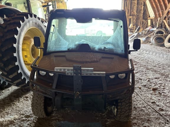 Image of John Deere XUV 835R equipment image 2