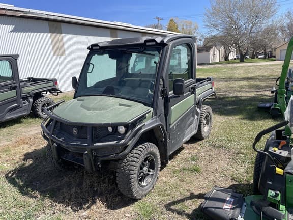 Image of John Deere XUV 835R Image 0